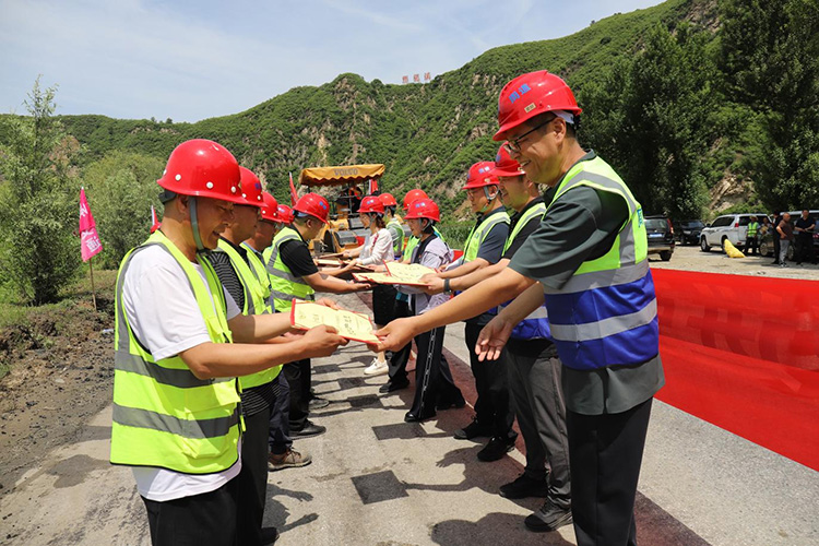 图片3.jpg 图片3.jpg
