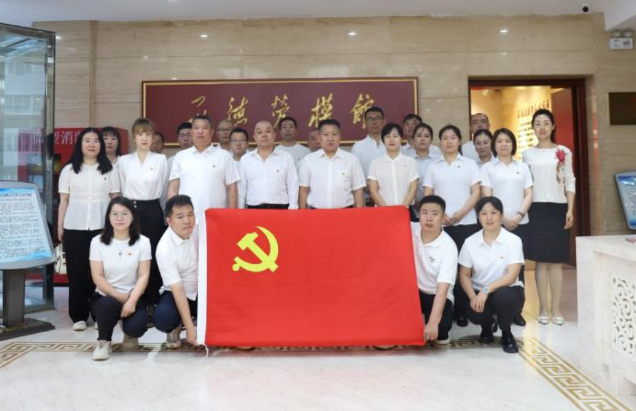 图片4.jpg 图片4.jpg